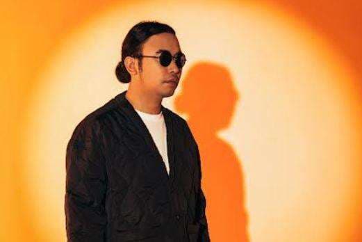 Cerita Whisnu Santika Temukan Jati Diri Lewat Lagu