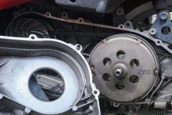 Cara Servis CVT di Rumah agar Tarikan Tetap Enteng Cara Servis CVT di Rumah agar Tarikan Tetap Enteng