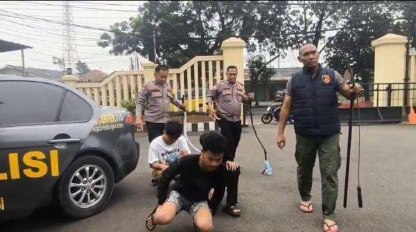 Rumah Tempat Menyimpan Sajam Untuk Tawuran di Cileungsi Bogor Digerebek Polisi, 9 Remaja Diamankan