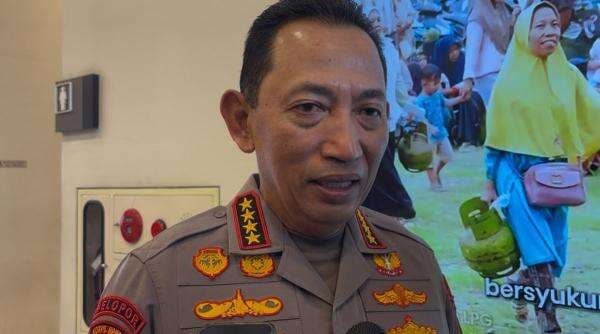 Kapolri: Satu Korporasi Jadi Tersangka Kasus Kayu Gelondongan Aceh-Sumatera! Kapolri: Satu Korporasi Jadi Tersangka Kasus Kayu Gelondongan Aceh-Sumatera!