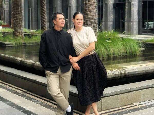 Mengejutkan! Donna Harun Angkat Bicara usai Ricky Harun Dituduh Karaoke Ditemani LC