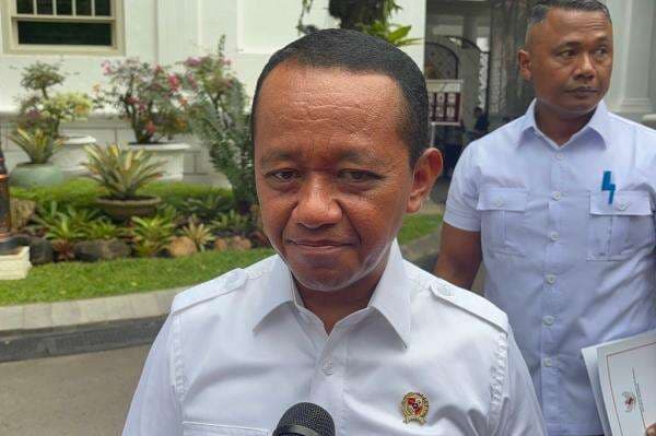 Canda Bahlil ke Airlangga: Ini Ketum Golkar Senior, Kalau Gak Hormat Bahaya Saya