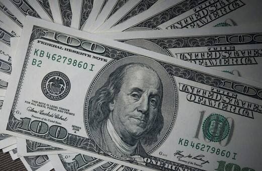 Dolar AS Menguat, Investor Cermati Potensi Kebijakan The Fed di Bawah Kepemimpinan Warsh