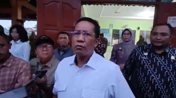 Breaking News! Kebakaran Gudang Miami di Kalideres Jakbar, Asap Hitam Membubung Tinggi