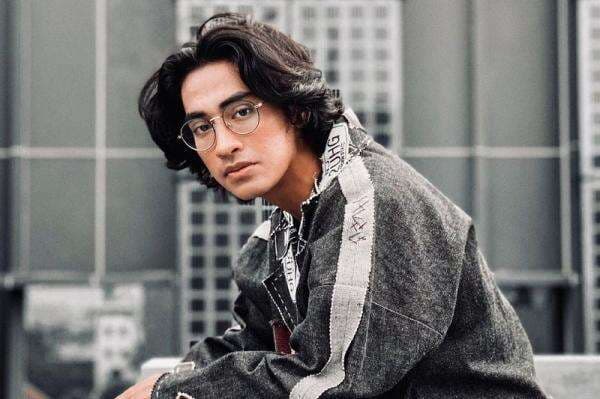 Demi Adik, Abidzar Al Ghifari Bakal Laporkan Netizen yang Hujat Almarhum Uje ke Polisi