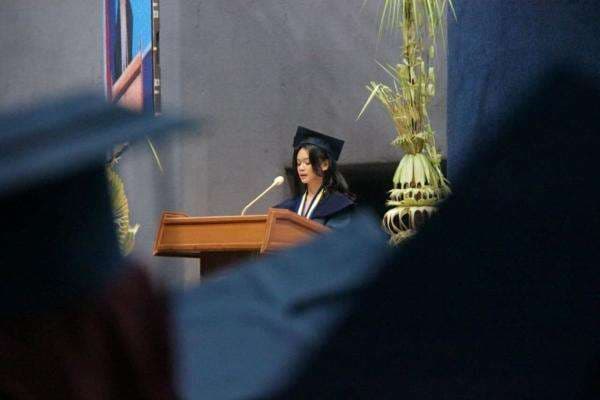 Lea, Wisudawati Cantik Raih Magister Terbaik ITB karena Rawat Sejarah Melalui Riset