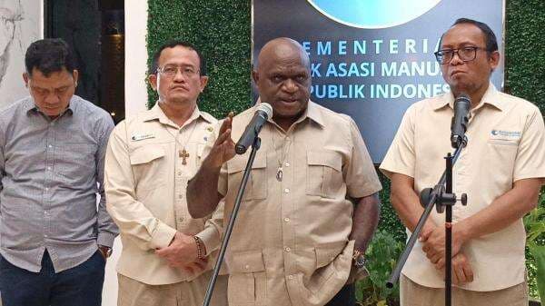 Beri Usulan Revisi UU Polri, Menteri HAM Pigai: Beberapa Jabatan Bisa Diisi Sipil