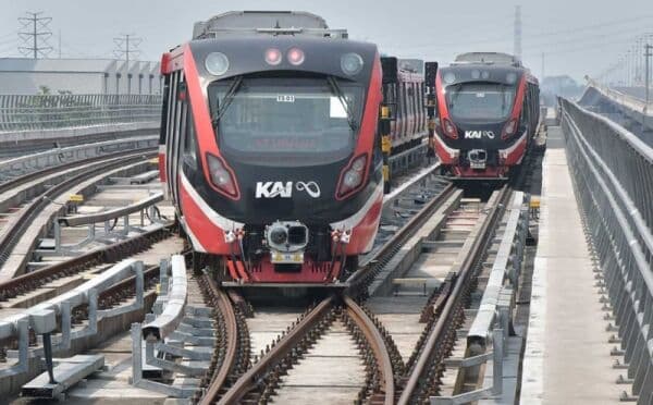 Adhi Karya Terima Pembayaran LRT Jabodebek Rp4,1 Triliun