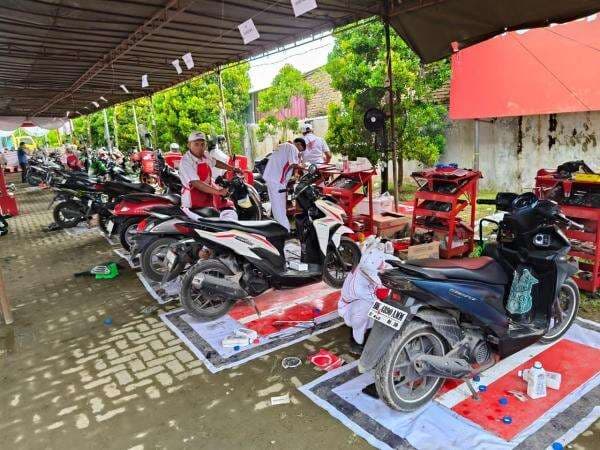 AHM Buka Servis Motor Gratis di Wilayah Bencana Sumatera