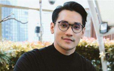 Afgan Runtuhkan Ego Lewat Haji, Seperti Lahir Kembali