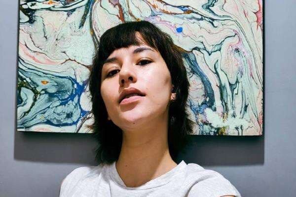 Tegas! Dahlia Poland Bantah Pindah Agama karena Fandy Christian