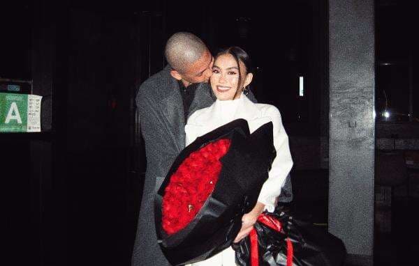 Manis Banget, Agnez Mo Ungkap Pesan Cinta untuk Adam Rosyadi