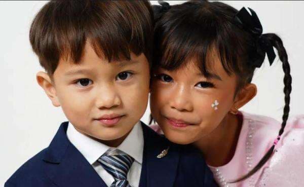 Bikin Ngakak! Papoy Nyamar Jadi Vokalis, Aletha &amp; Abew Syok Berat