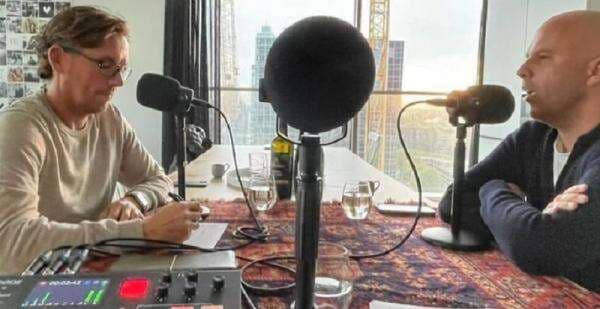 Alex Pastoor Rayakan Liverpool Juara Liga Inggris dengan Cara Tak Biasa, Netizen Heboh