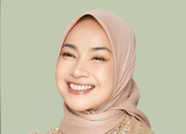 Ini Riwayat Pendidikan Alya Rohali, Lulusan Notaris Hukum yang Anaknya Lolos SNBP UI 2025