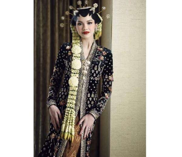 Bikin Alyssa Tampil Pangling saat Ngunduh Mantu, MUA Bennu Sorumba Terharu