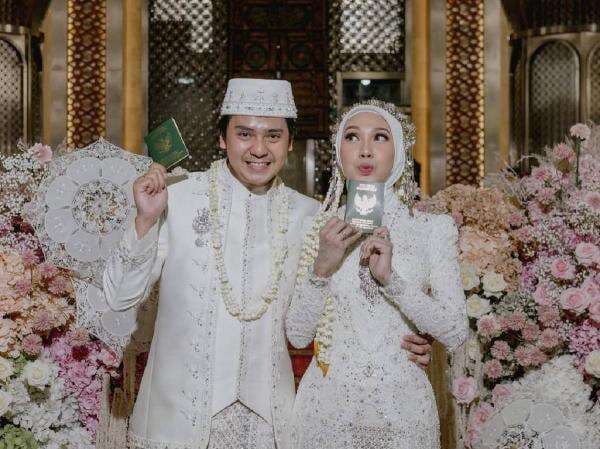 Sah! Arbani Yasiz Resmi Menikahi Raissa Ramadhani di Masjid Istiqlal