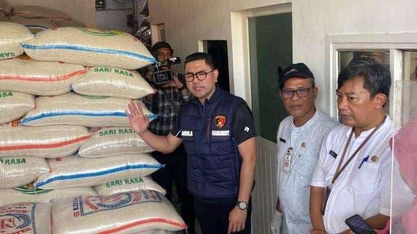 Satgas Pangan Polda Metro Temukan Merek Beras Oplosan Masih Beredar