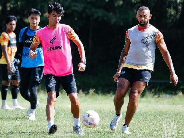 Link Live Streaming Arema FC vs PSM Makassar di Liga 1 2024-2025, Klik di Sini!