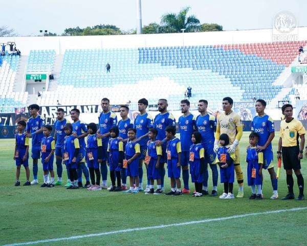 Lawan PSIM Yogyakarta, Pelatih Arema FC Bakal Eksperimen ke Eks Pemain Timnas Indonesia