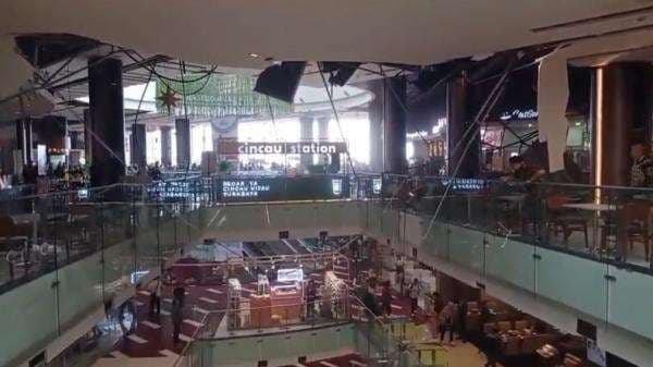 Atap Mall Grand City Surabaya Ambrol, Diduga Akibat Perembesan Air