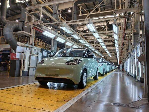 8 Tahun Beroperasi, Pabrik Wuling di Indonesia Produksi 178 Ribu Unit