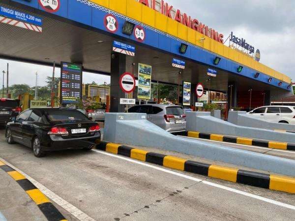 Pergerakan Pemudik Masih Landai, Ini Pantuan di Tol Kalikangkung Semarang