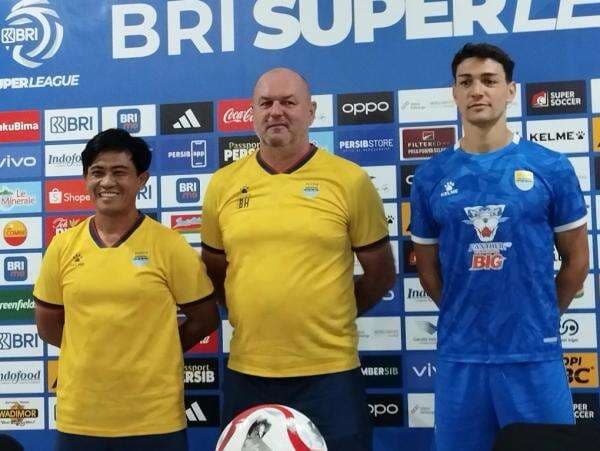 Jelang Persib Bandung vs Bhayangkara FC: Tim Lawan Seret Gol, Bojan Hodak Pantang Anggap Remeh