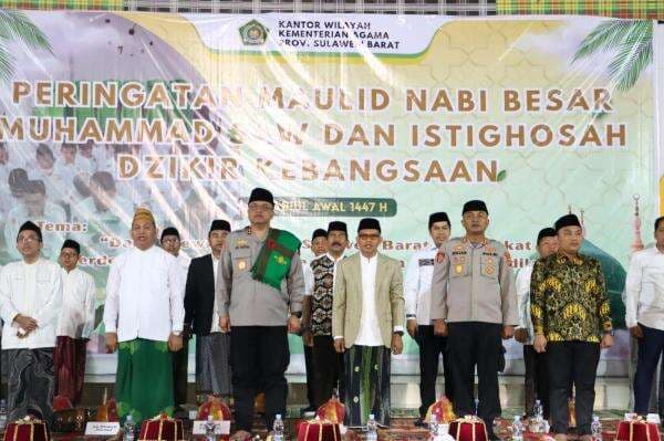 Forkopimda, Ulama, dan Tokoh Lintas Agama Hadiri Maulid Nabi dan Dzikir Kebangsaan di Polman