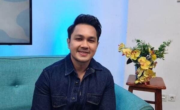 Perjalanan Karier Penyanyi Yogie Nandes, Lemari Pakaian Jadi Saksi Bisu