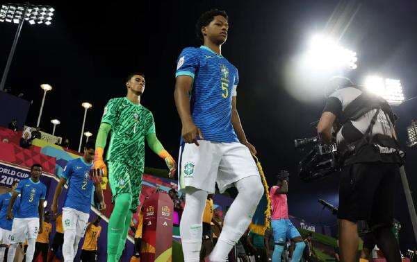 Jadwal Siaran Langsung Semifinal Piala Dunia U-17 2025 Malam Ini: Austria U-17 vs Italia U-17 dan Portugal U-17 vs Brasil U-17!