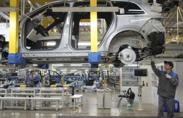 Industri Otomotif Mulai Menggeliat, Penjualan Mobil dan Motor Tunjukkan Sinyal Pemulihan