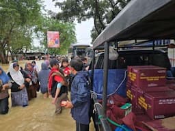 Kemensos Salurkan Bantuan Senilai Rp66 Miliar untuk Bencana Sumatera 