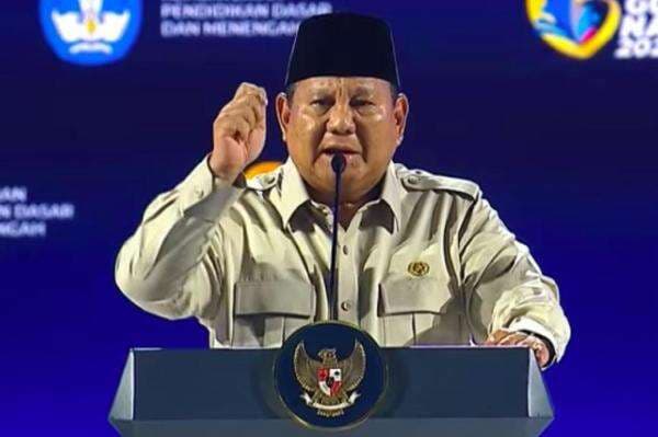Prabowo: Hai Orang Tua, kalau Guru Keras Jangan-Jangan Anakmu yang Nakal