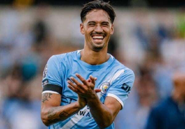 Bintang Man City Soroti Kegagalan Patrick Kluivert di Timnas Indonesia