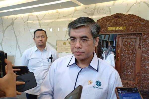 Menaker bakal Umumkan UMP 2026 Besok: RPP Sudah di Meja Presiden Menaker bakal Umumkan UMP 2026 Besok: RPP Sudah di Meja Presiden