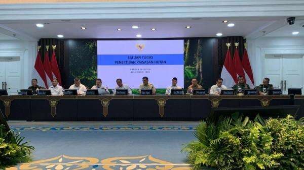 Disinggung Luhut, Prabowo Cabut Izin PT Toba Pulp Lestari Tbk! Disinggung Luhut, Prabowo Cabut Izin PT Toba Pulp Lestari Tbk!