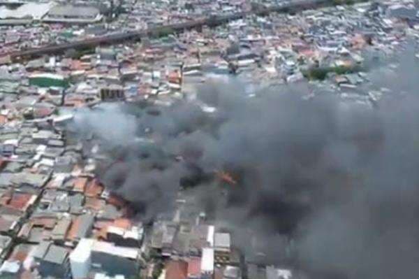 1.268 Orang Terdampak Kebakaran Hebat di Permukiman Padat Penduduk Taman Sari Jakbar