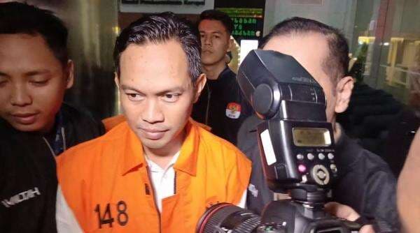 Usai Terjaring OTT, Bupati Cilacap Nonaktif Tempuh Jalur Praperadilan