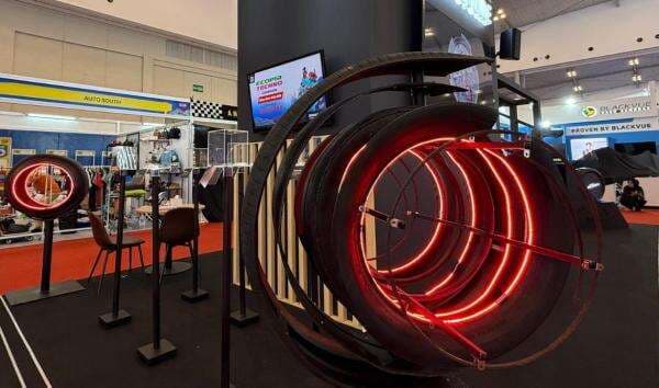 Mejeng di GJAW 2025, Bridgestone Pamer Anatomi Ban dari Bahan hingga Jadi