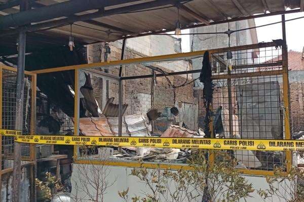 Penampakan Ruko Dekat Stasiun MRT Cipete Hangus Terbakar, Tim Investigasi Diterjunkan