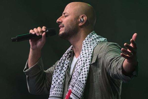 Maher Zain Siap Konser di Indonesia November 2025, Segini Harga Tiketnya