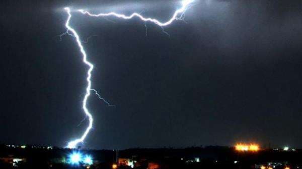 Mengerikan! 1,2 Juta Petir Sambar Jabar sepanjang Mei 2025, Sumedang Tertinggi