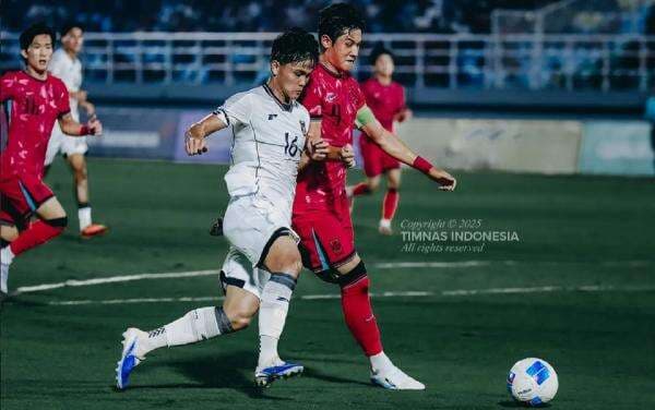 Hokky Caraka Bingung Target Timnas Indonesia U-22 Cuma Perak di SEA Games 2025: Kami Inginnya Emas! Hokky Caraka Bingung Target Timnas Indonesia U-22 Cuma Perak di SEA Games 2025: Kami Inginnya Emas!