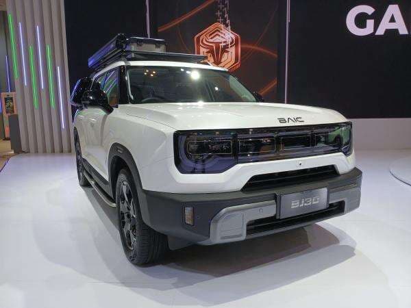 Mobil Hybrid Pertama BAIC Meluncur di GIIAS 2025, Termurah Rp499 Juta