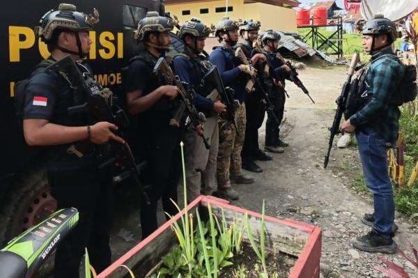 Kronologi Baku Tembak TNI-Polri dan OPM di Bandara Ilaga saat Pesawat Bupati Puncak Mendarat