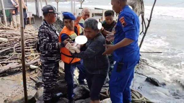 Terungkap! 2 Bocah Kakak Adik Tewas di Pantai Sigandu Batang Diajak Ibu Bunuh Diri