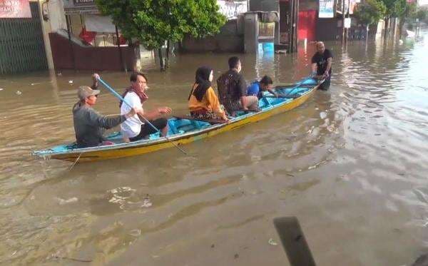 Diterjang Banjir, Bandung Status Tanggap Darurat 2 Pekan