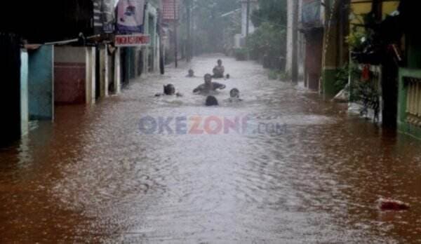 Banjir Jakarta: 26 RT dan 2 Ruas Jalan Masih Tergenang Pagi Ini