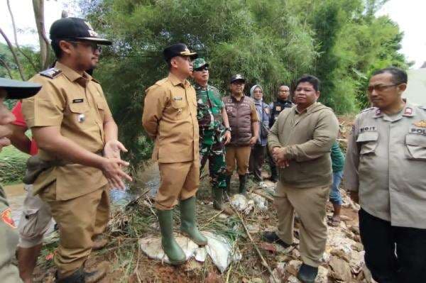 9 RT di Pondok Petir Banjir, Wali Kota Depok: akibat Turap Kali Angke Jebol
